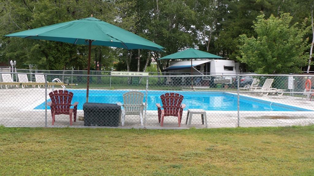 Franklin Motel, Tent & Trailer Park Север Бэй Экстерьер фото